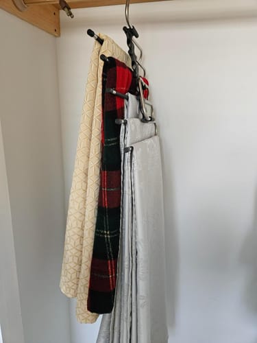 Customer photo review of UrbanStorie® 5 Layer Hanger, Space Saving Non-Slip Cloth Organizer