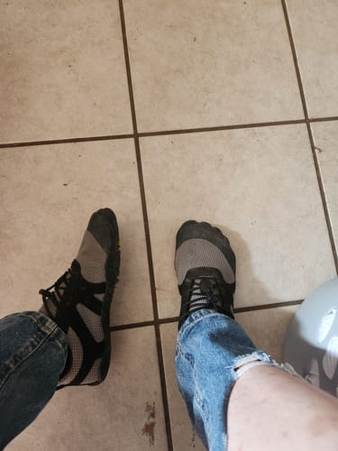 Customer photo review of Active V - Barefoot Shoes