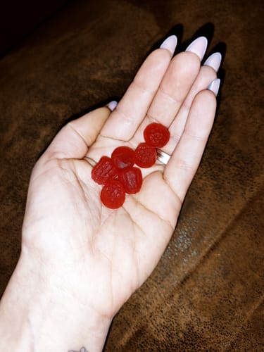Customer photo review of Gummies Premium CBD - 2700MG