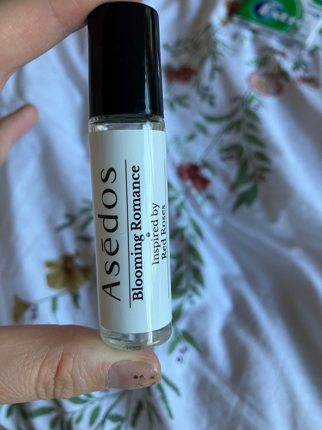 Customer photo review of BLOOMING ROMANCE PERFUME OIL