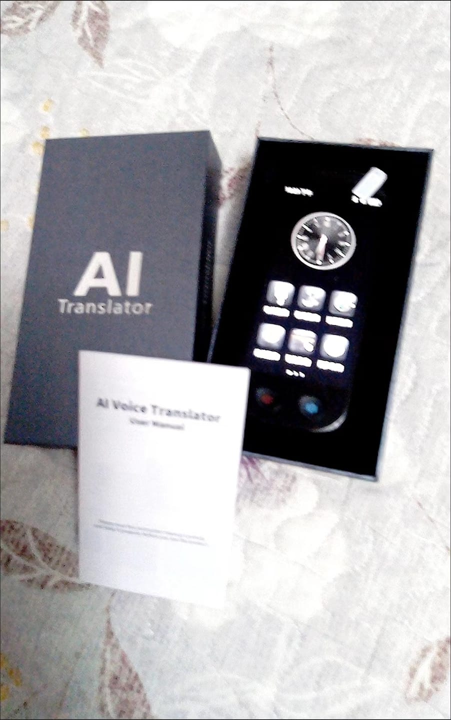 Customer photo review of VORMOR Z9 New Arrival Language Translator Device, Portable Translator Device with 139 Languages & 4.1" Touch Screen, Smart Voice Photo Translator Real Time, Offline Online Translation for Business Learning Travel (Black)