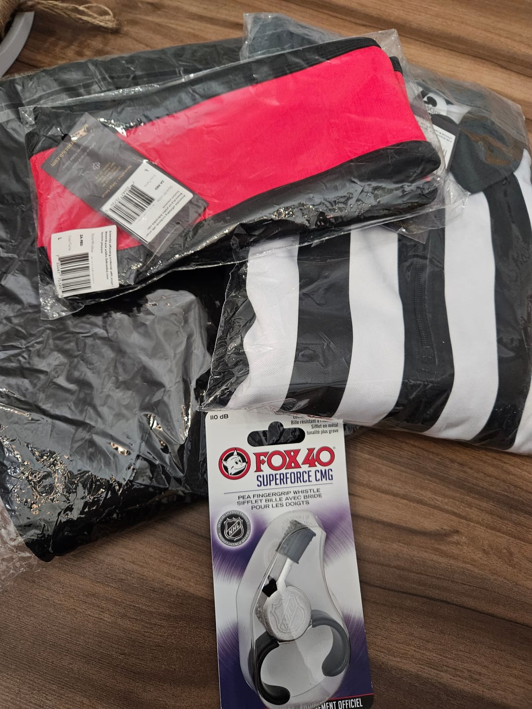 Customer photo review of ZEBRASCLUB ZC1 BEGINNER HOCKEY REFEREE KIT