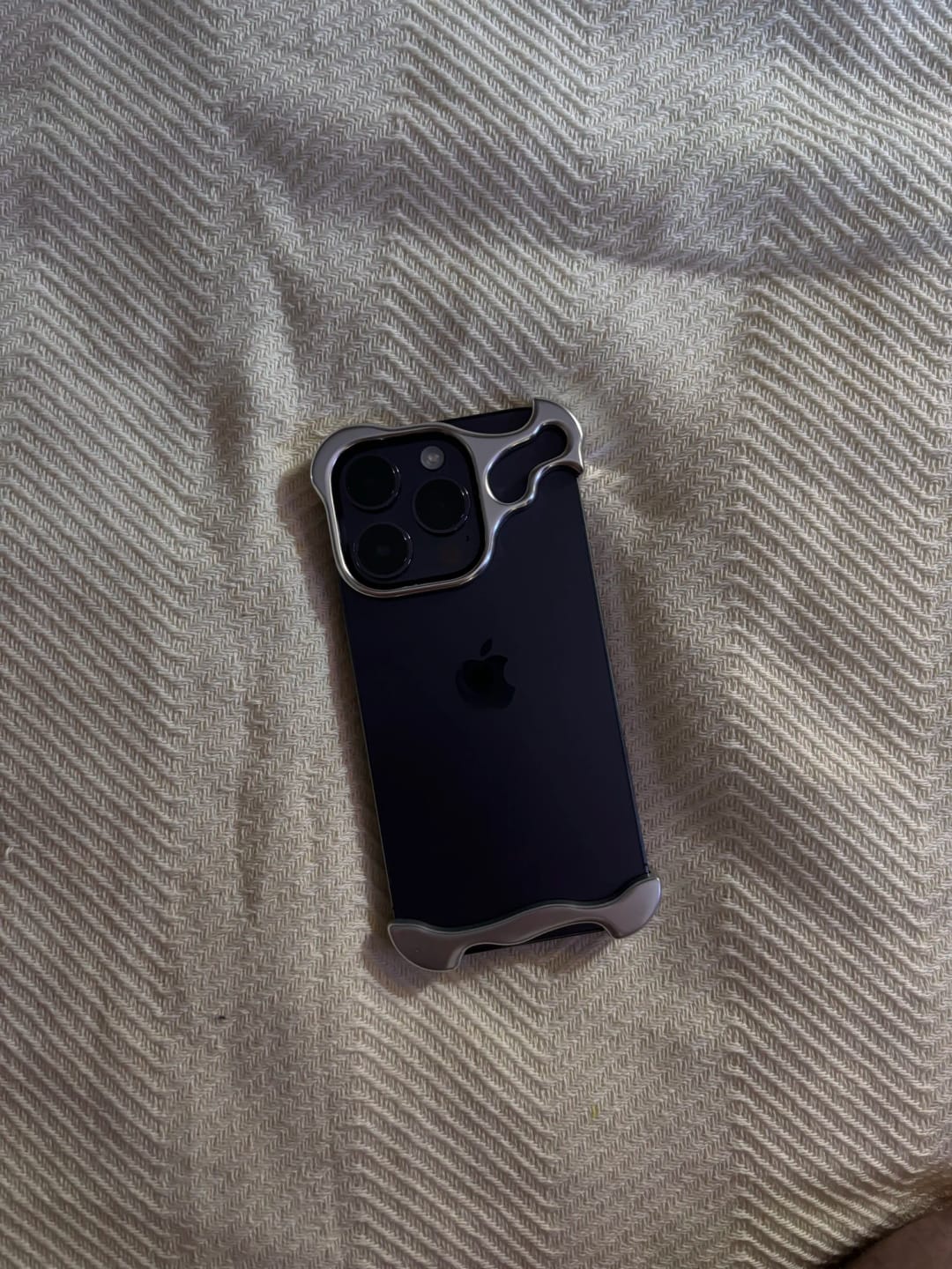 Customer photo review of Nakd Edge | Titanium Shockproof iPhone Case