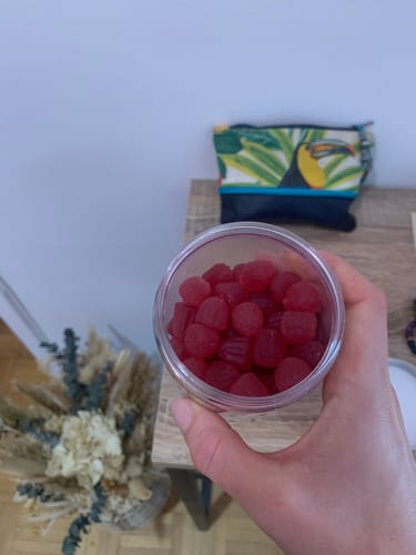 Customer photo review of Gummies Premium CBD - 2700MG