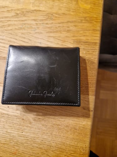 Customer photo review of Flap Boy AirTag-Edition - Magic Wallet with Coin Pocket