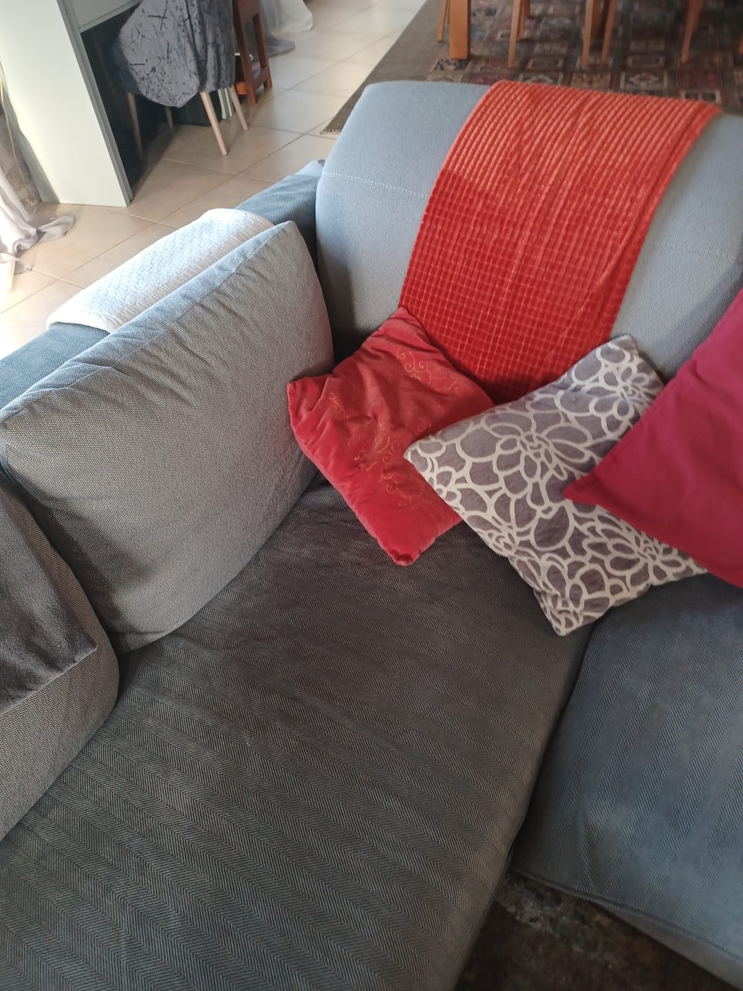 Customer photo review of Protège-Canapé Luxueux en Chenille Herringbone