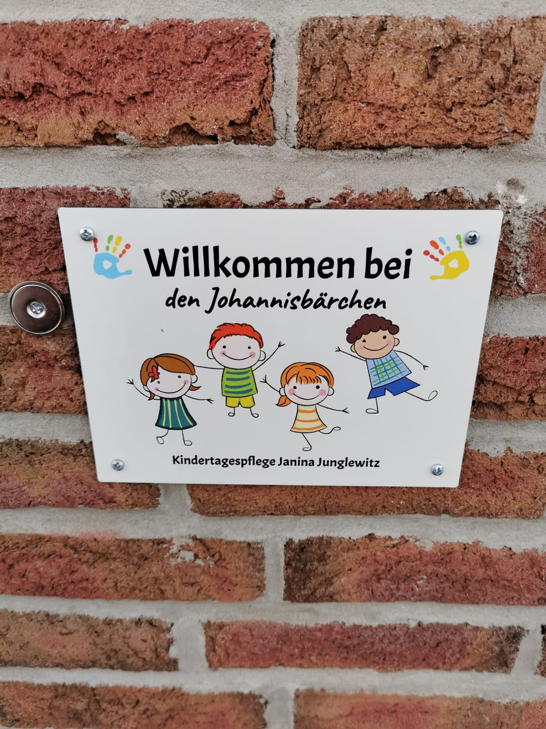 Customer photo review of Willkommen bei - Eingangs-Türschild