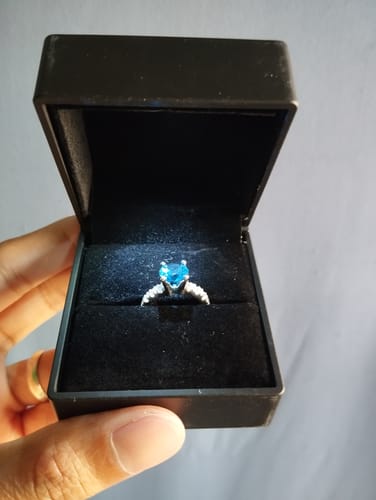 Customer photo review of 2ct Naxos Engagement Ring