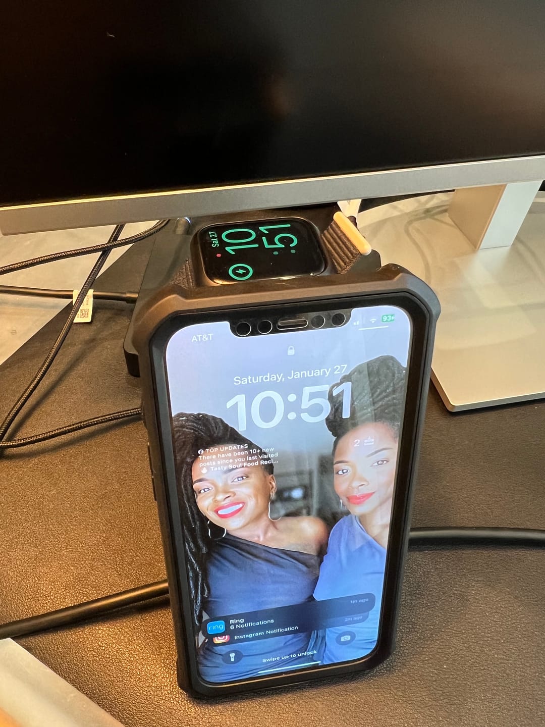Customer photo review of PASSPORT - WIRELESS CHARGING STATION