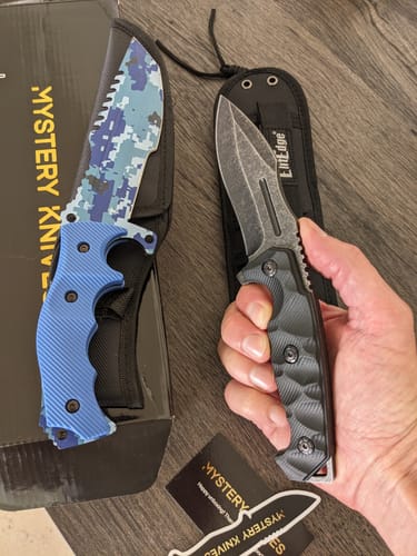 Customer photo review of Fixed-Blades Box™