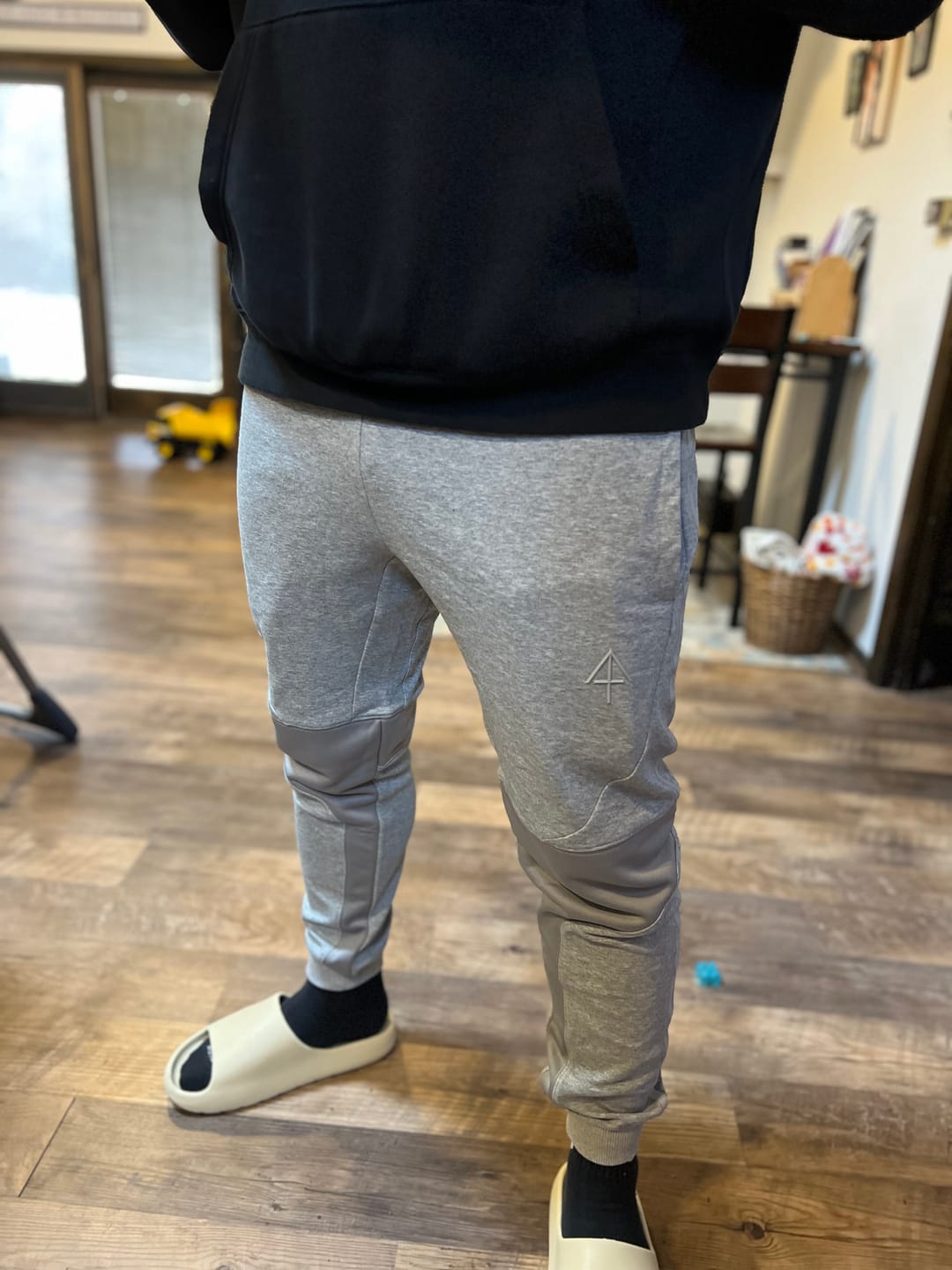 Customer photo review of Carrier Joggers Mk.II - Carbon Grey