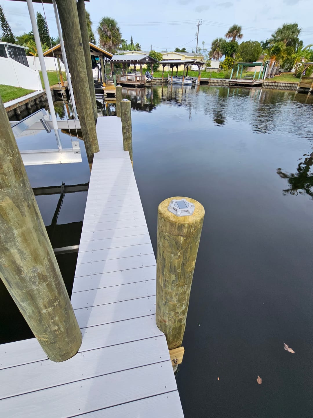 Customer photo review of TSUN Grey Shell Blue Solar Deck Lights