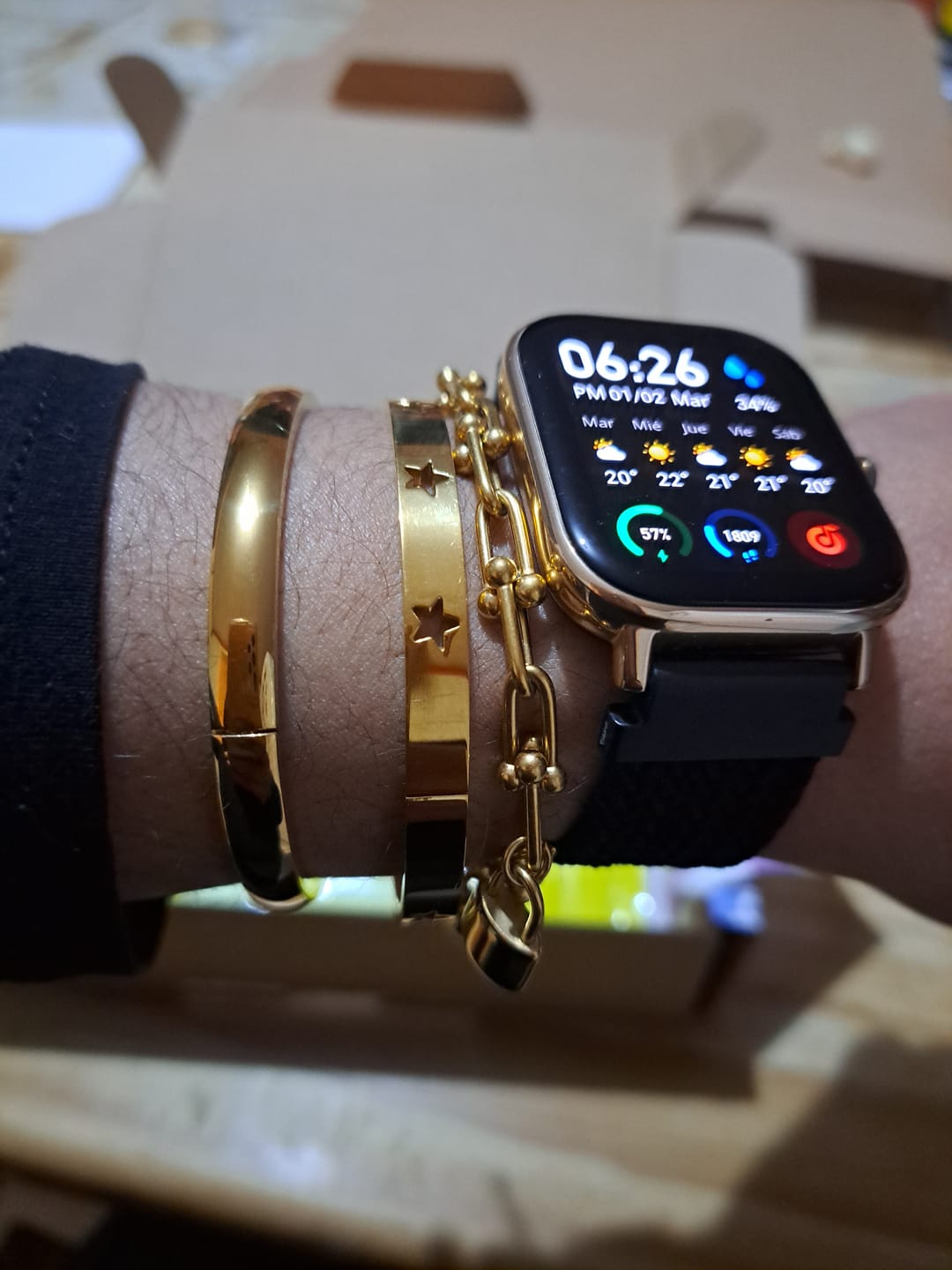 Customer photo review of Pulsera Sabina
