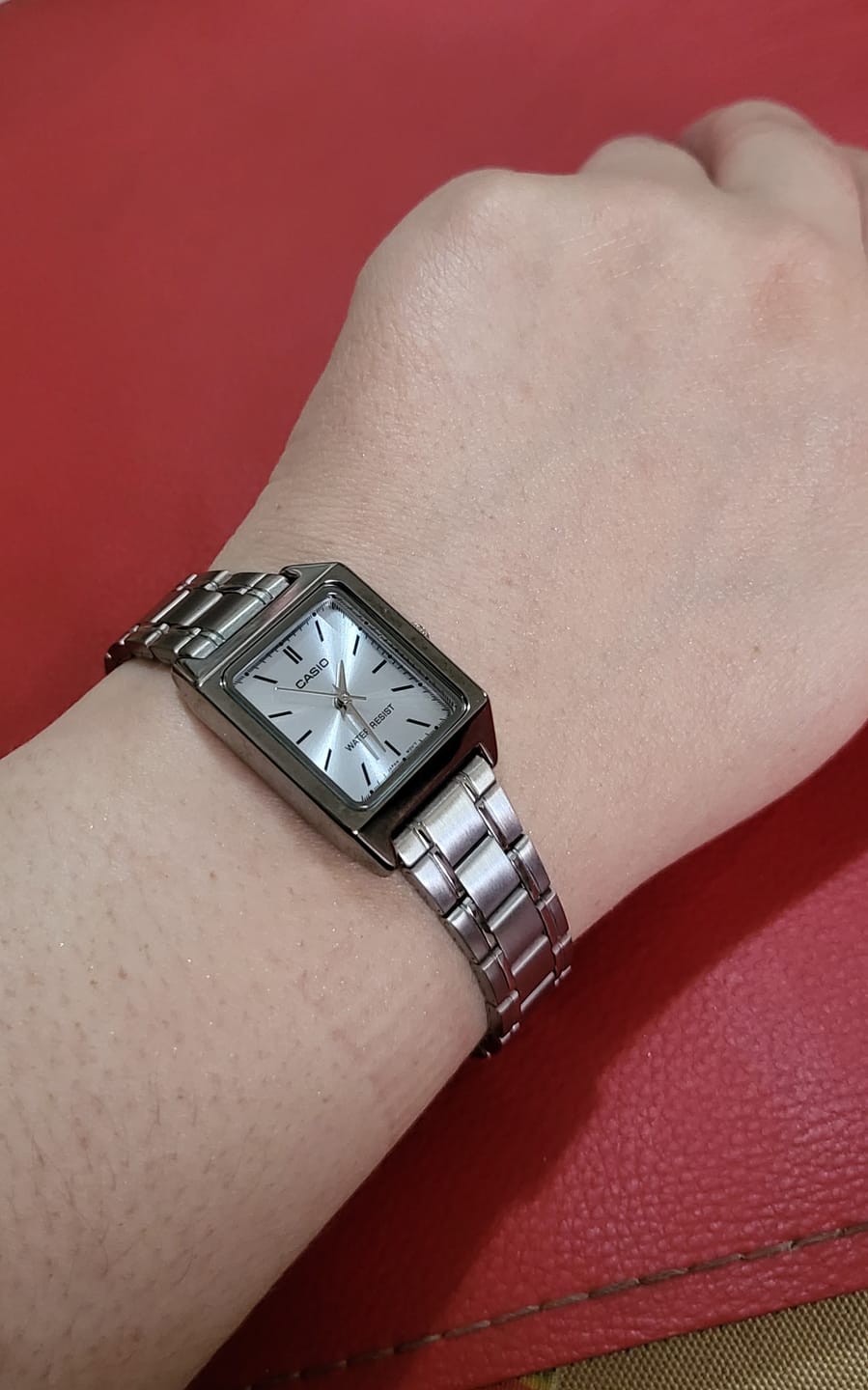 Customer photo review of Reloj Casio Tank Análogo LTP-V007D-2E Acero