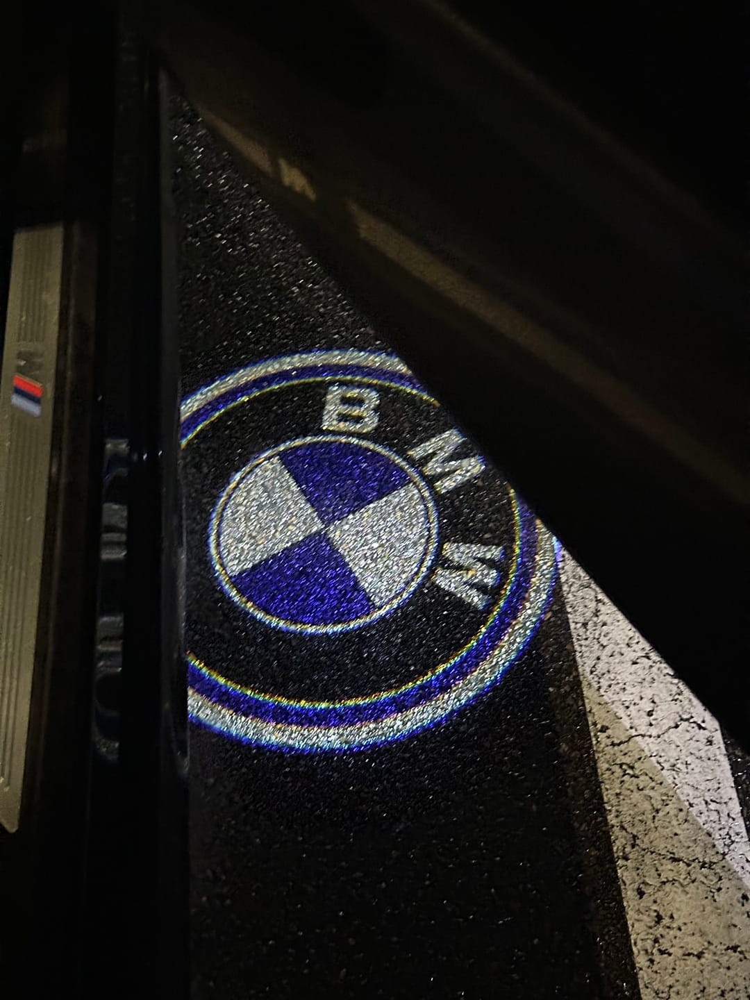 Customer photo review of EuroLuxe BMW LED Car Door Welcome Logo Shadow Lights | E/F Chassis