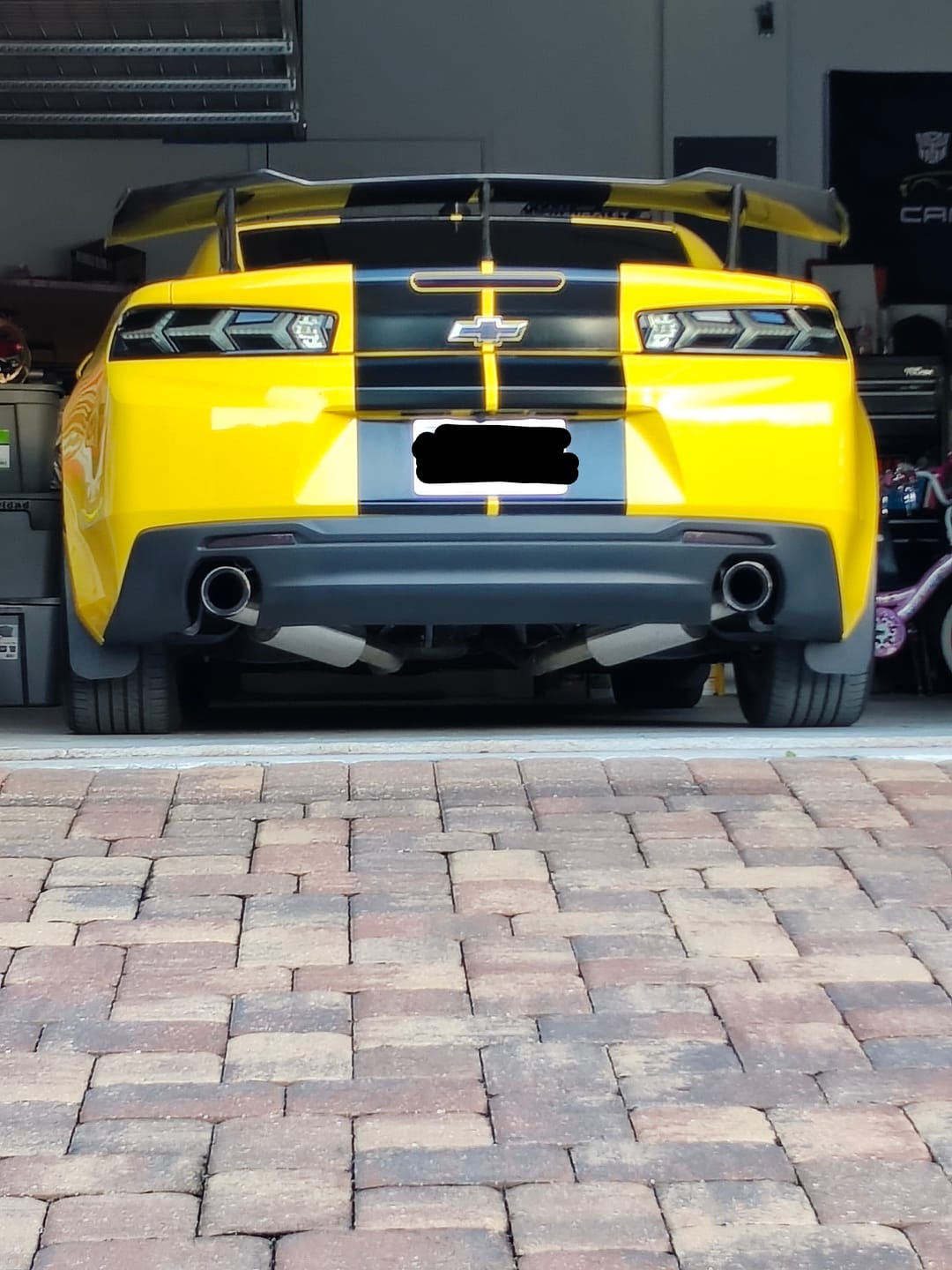Customer photo review of 2016-2024 Chevy Camaro ZL1 1LE Full Carbon Fiber 1pc Rear Spoiler