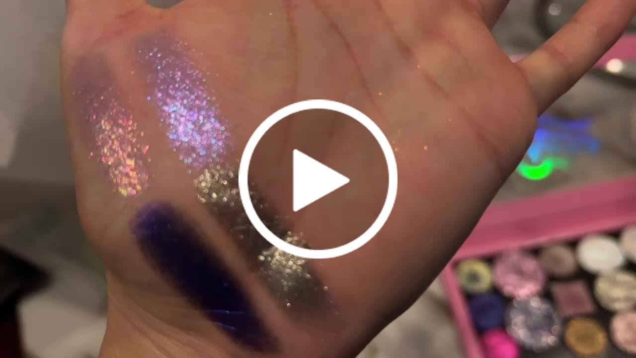 Customer video review of Pressed multi duochrome eyeshadow - Aire
