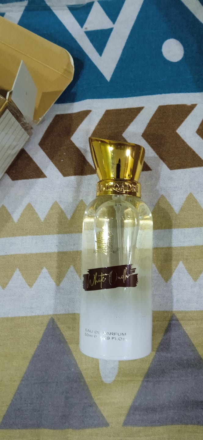 Customer photo review of White Oudh Perfume Spray