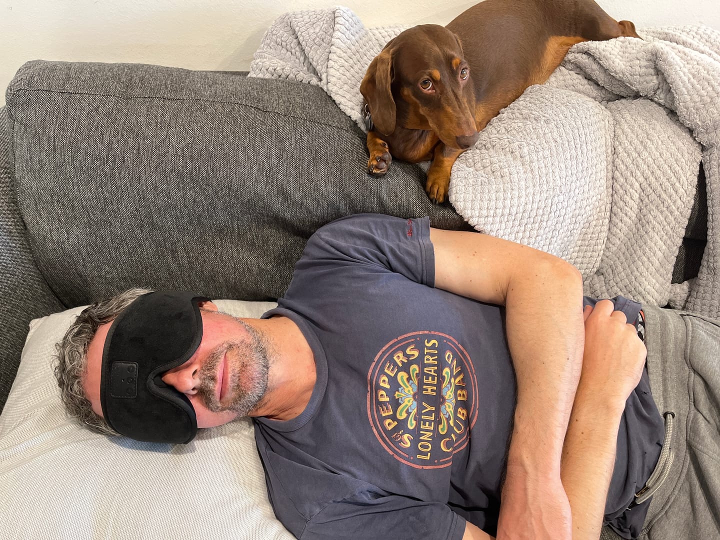 Customer photo review of mussage Sleep Mask With Bluetooth Headphones