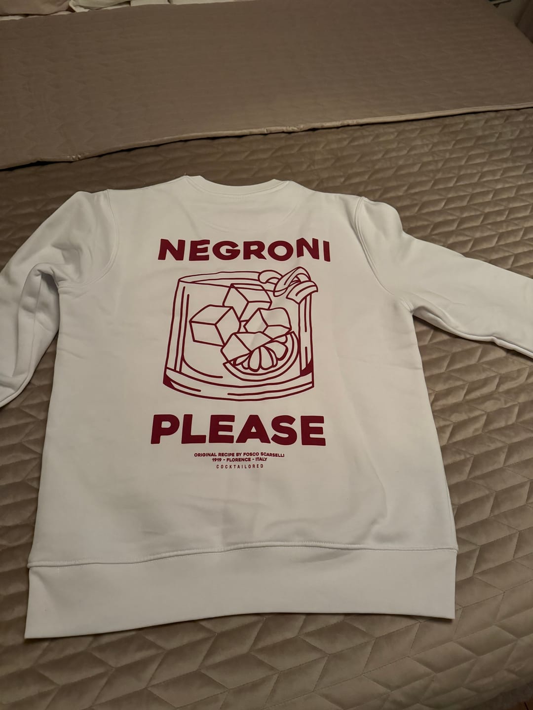 Customer photo review of The Negroni Pls. Eco Sweatshirt