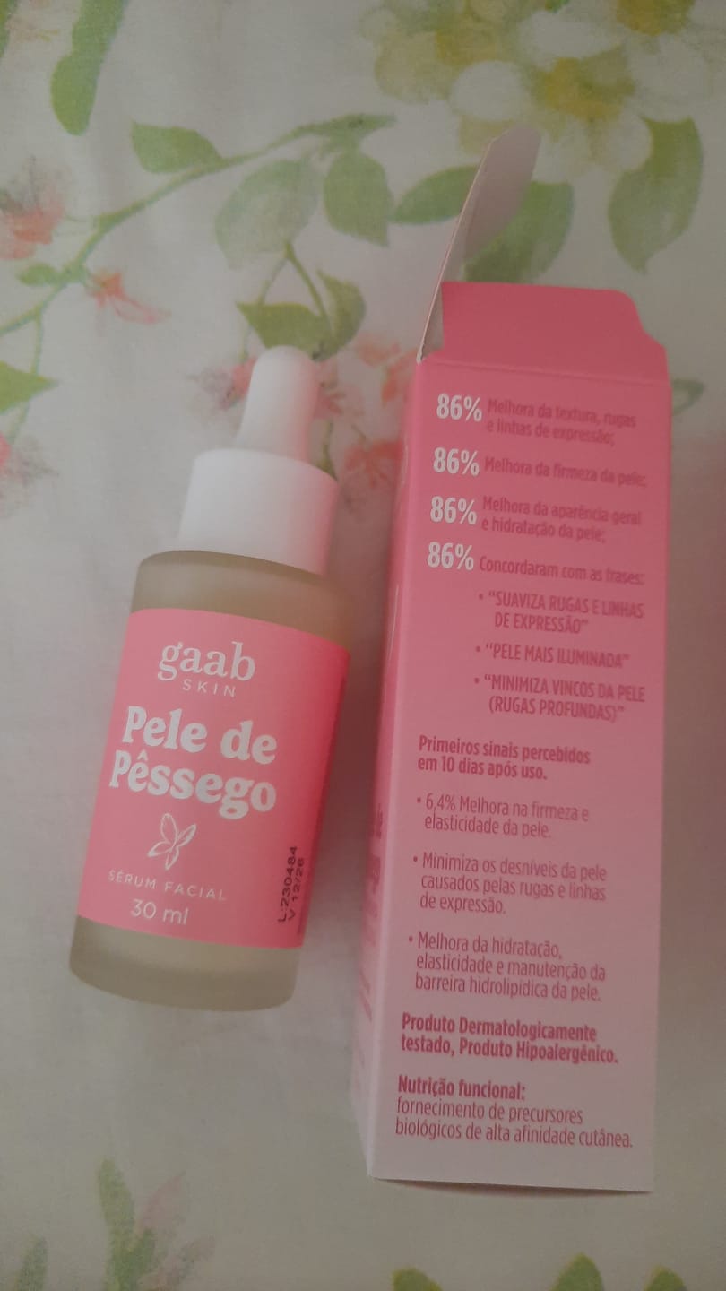 Customer photo review of Pele de Pêssego - Sérum Facial 30 ml