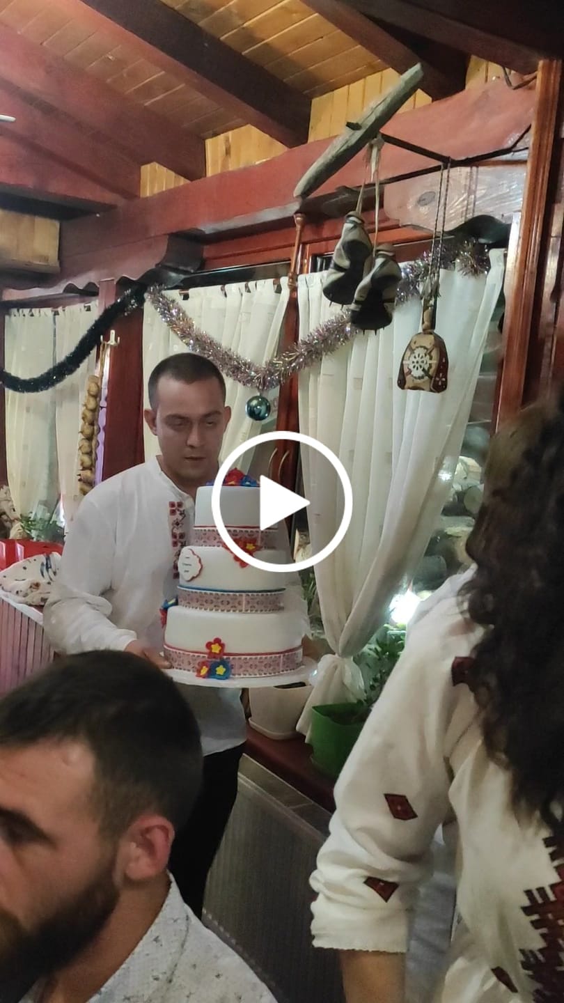 Customer video review of Тениска "Петли"