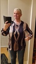 Customer photo review of Bluzka z kontrastowym kołnierzykiem i klapami