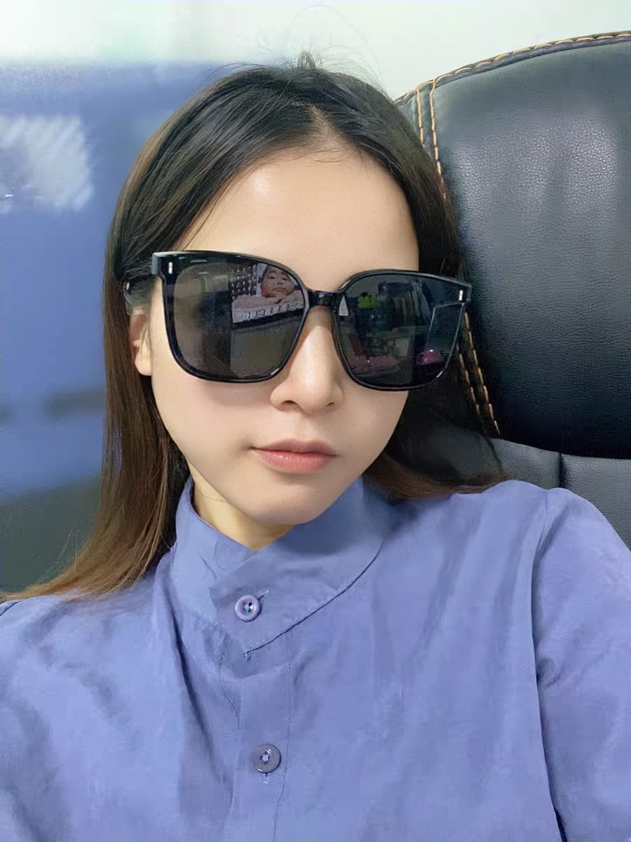 Customer photo review of Jei Square Framed Sunglasses