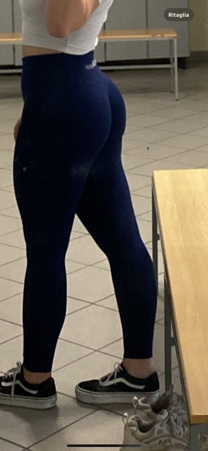 Customer photo review of Leggings Push up Gym Fashion Blu notte
