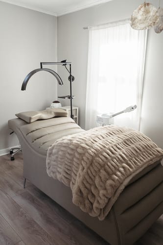 Customer photo review of CosmoGlo Original Light Bundle + Phone Clip