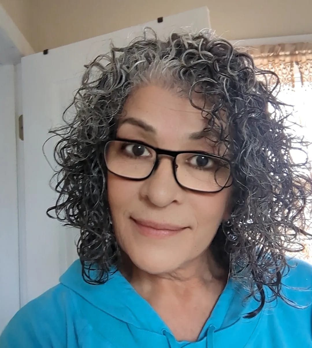 Customer photo review of Shampoo Hair Bar Terrace Garden™ Floral Scented *Normal to Dry Hair Types*