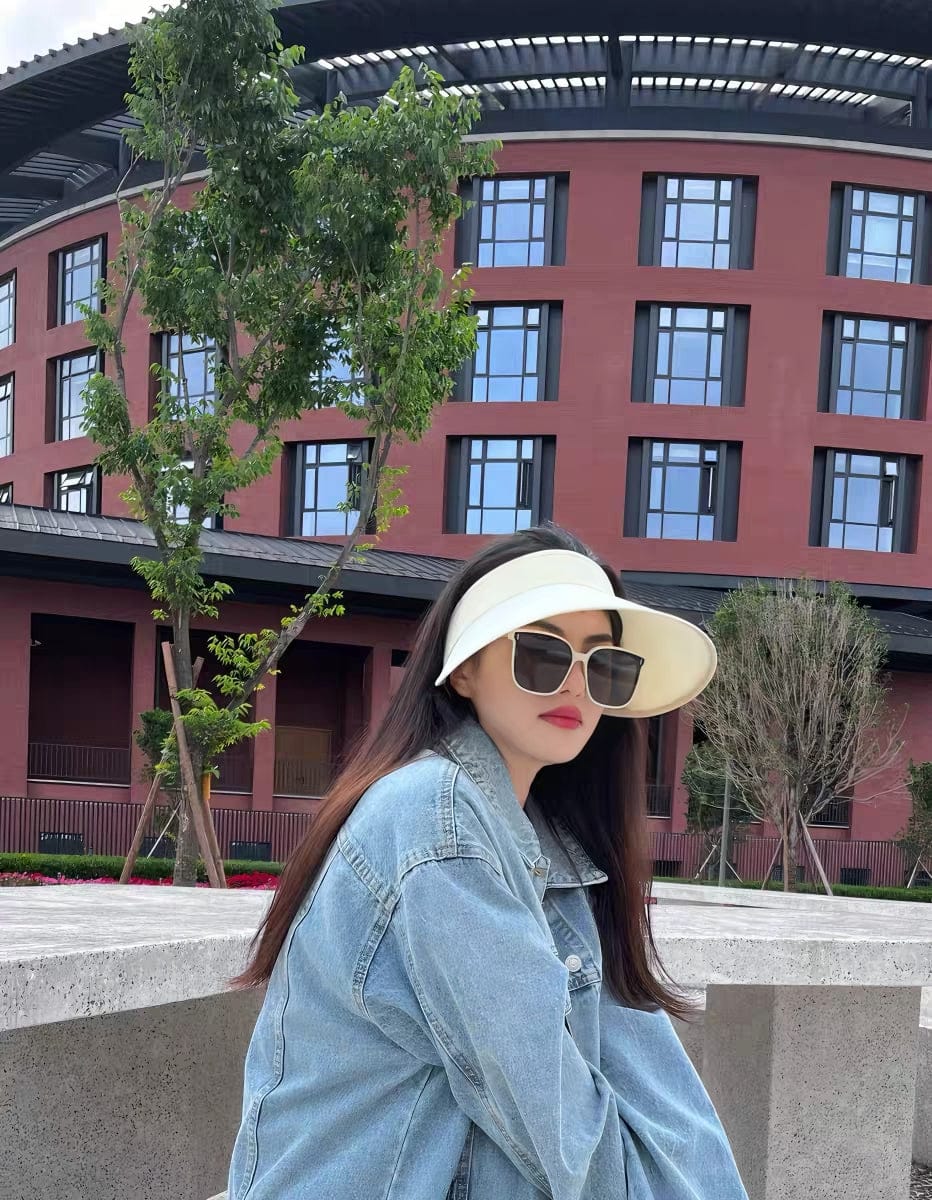 Customer photo review of Jei Square Framed Sunglasses