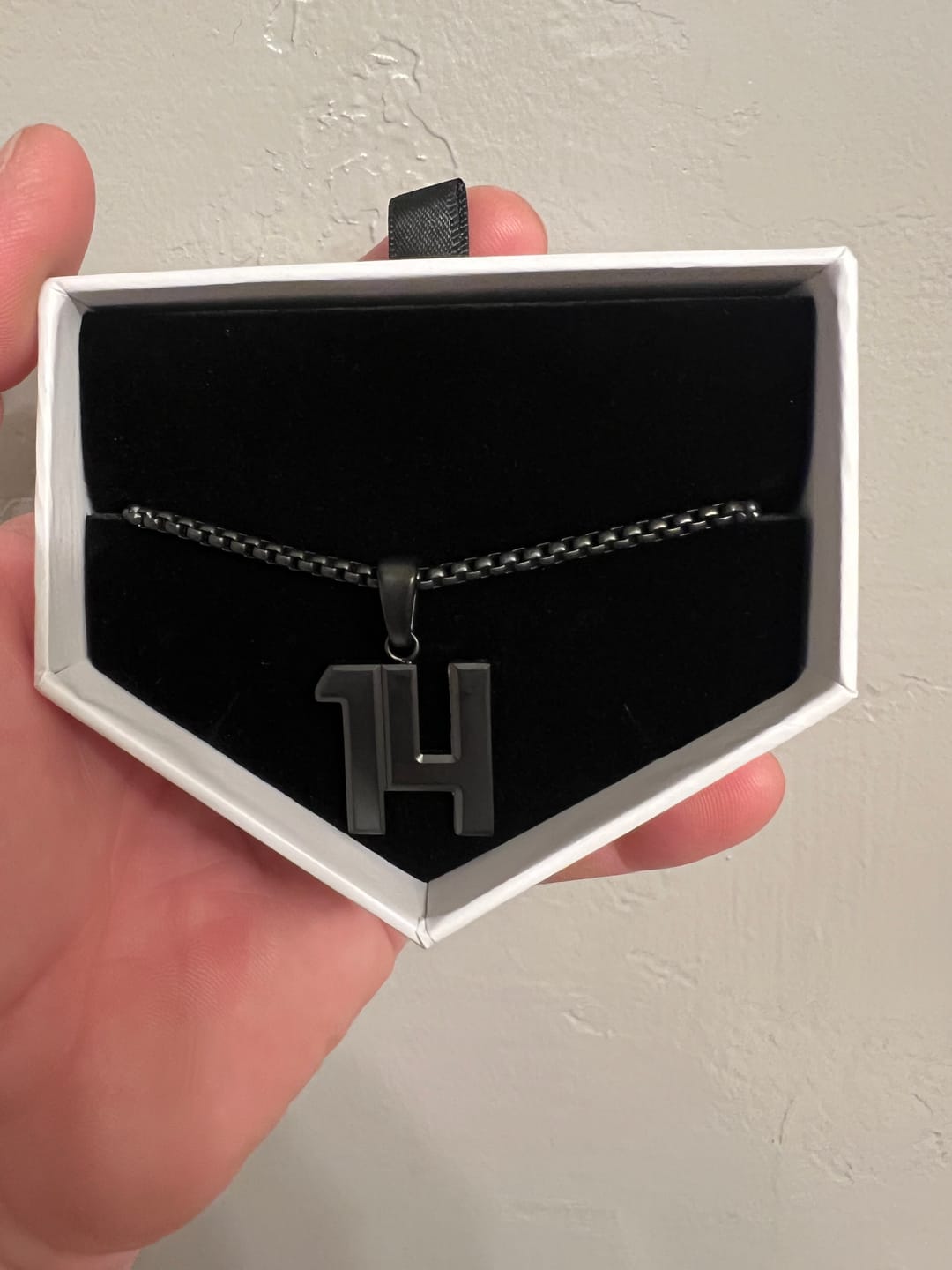 Customer photo review of Box Chain (Matte Black)