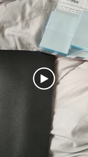 Customer video review of GAMEGENIC CASUAL ALBUM 24-NOIR