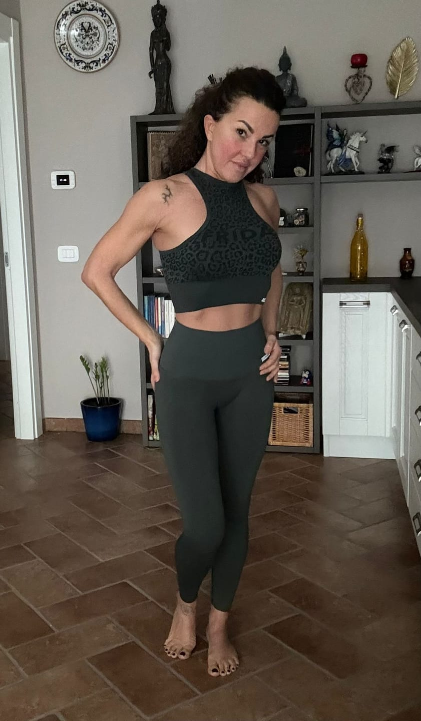 Customer photo review of Nikita All-Up Coal Green