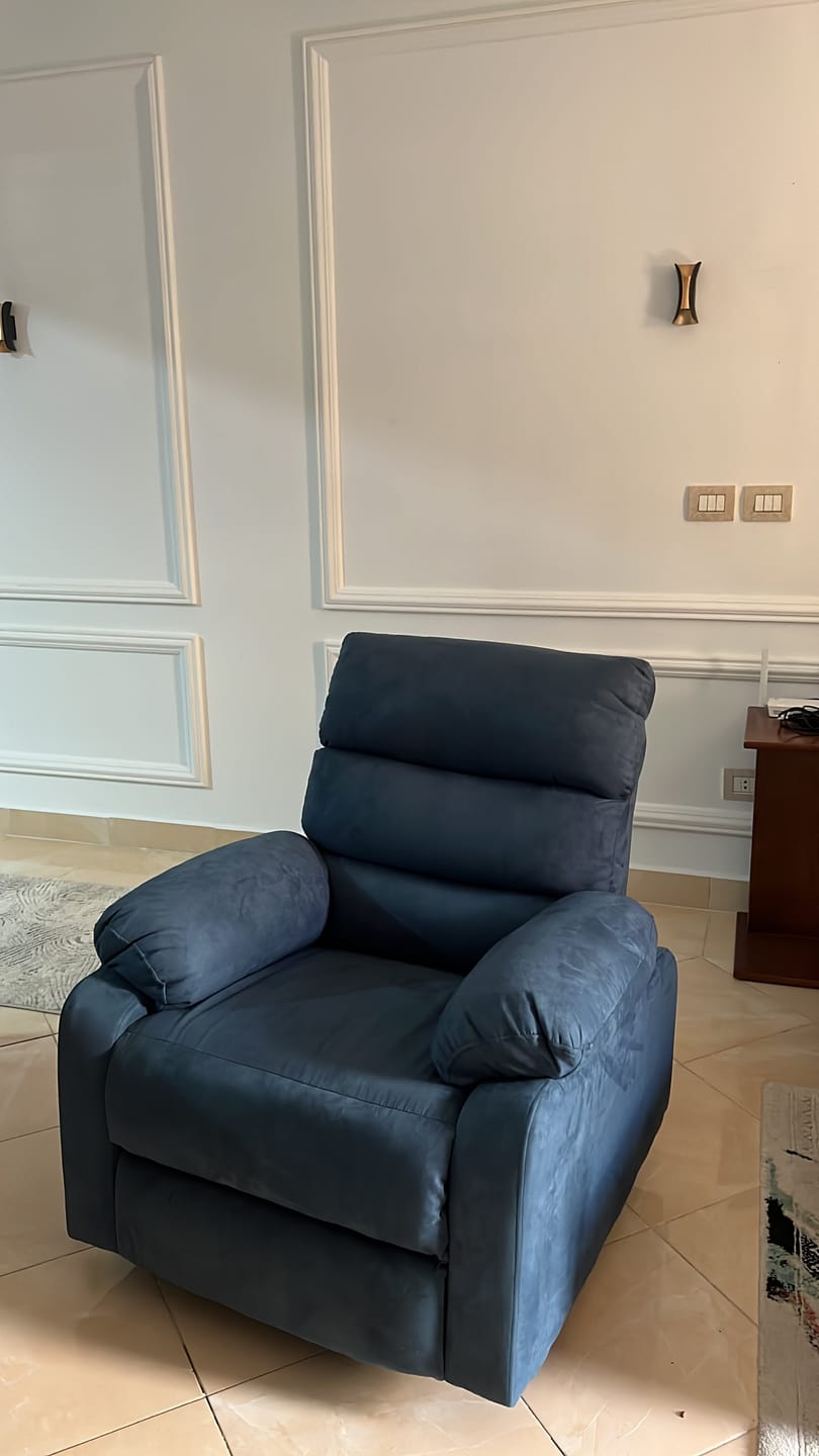 Customer photo review of Razy- Lazy Boy Chair