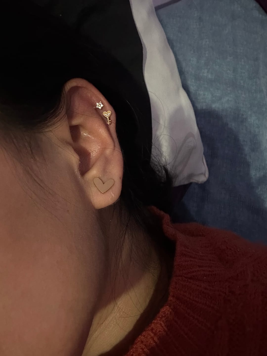 Customer photo review of Aretes Corazón