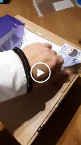 Customer video review of SEVENTEEN Official Lightstick (Version 3) (Carat Bong)