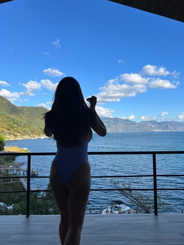 Customer photo review of Glow n’ Go Body Polish