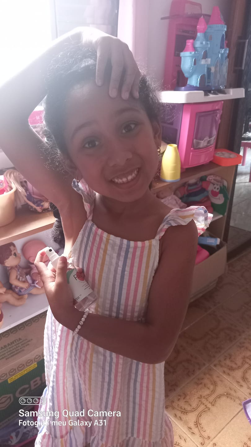 Customer photo review of Desodorante Diário Teen
