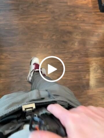 Customer video review of Carrier Traveler Joggers - Iron Grey