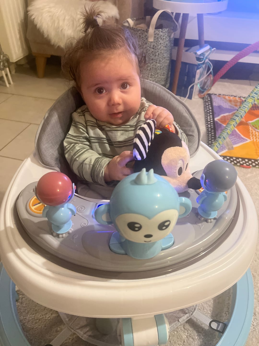 Customer photo review of Twinky Loopstoel Baby - Blauw