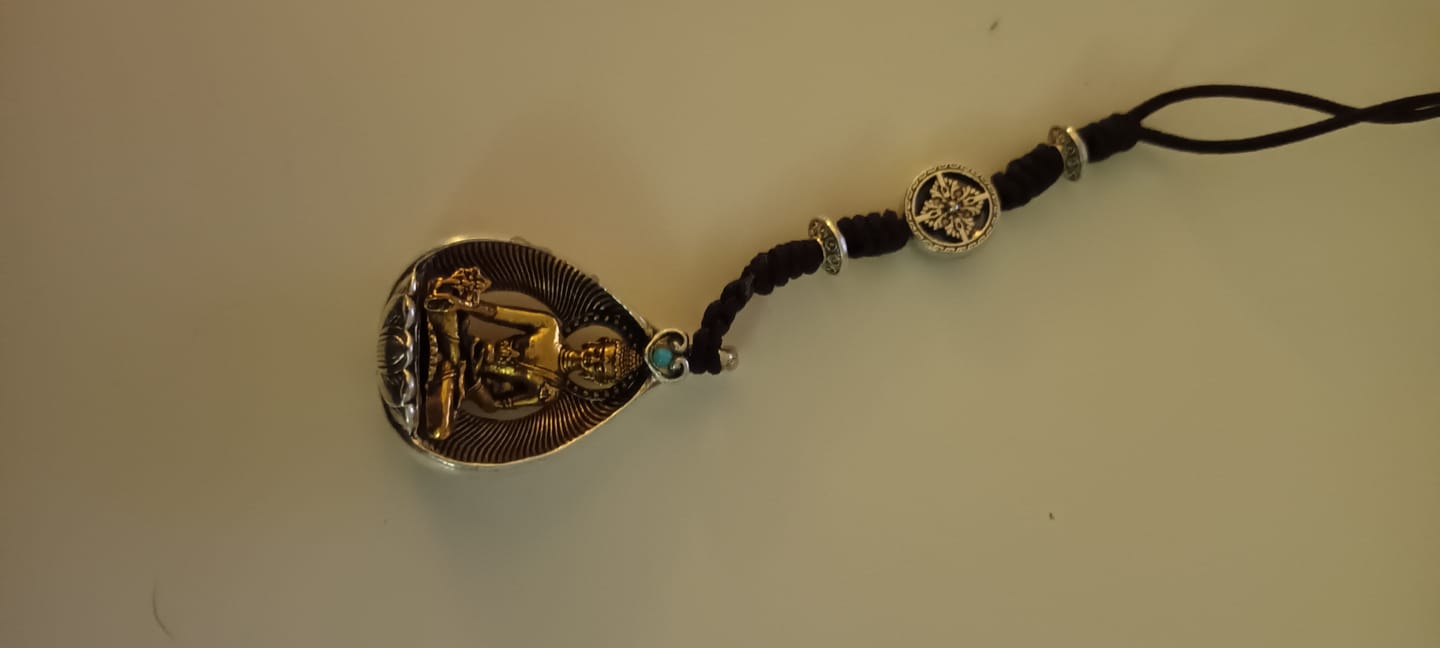Customer photo review of Amulettes Bouddha +🎁