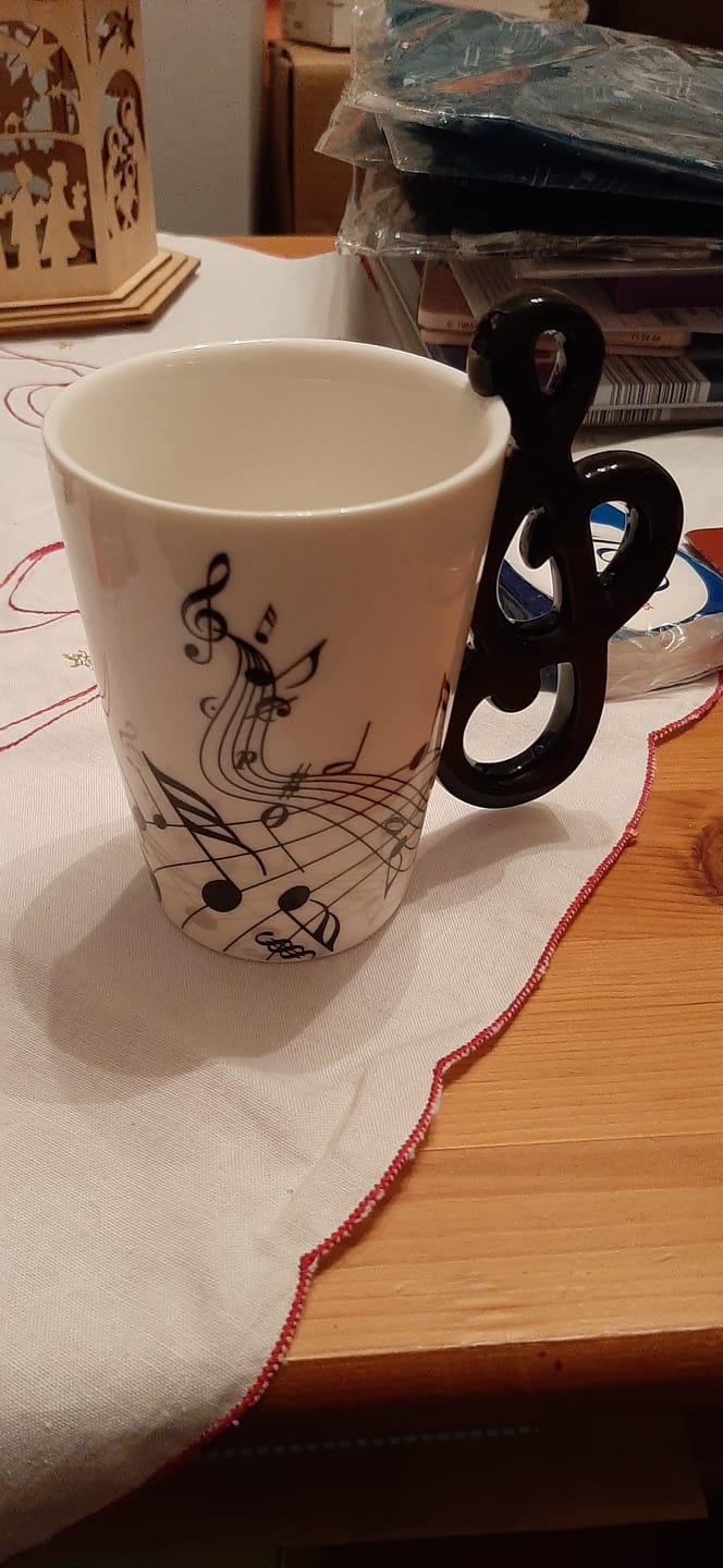 Customer photo review of Originelle Tasse – Violinschlüssel