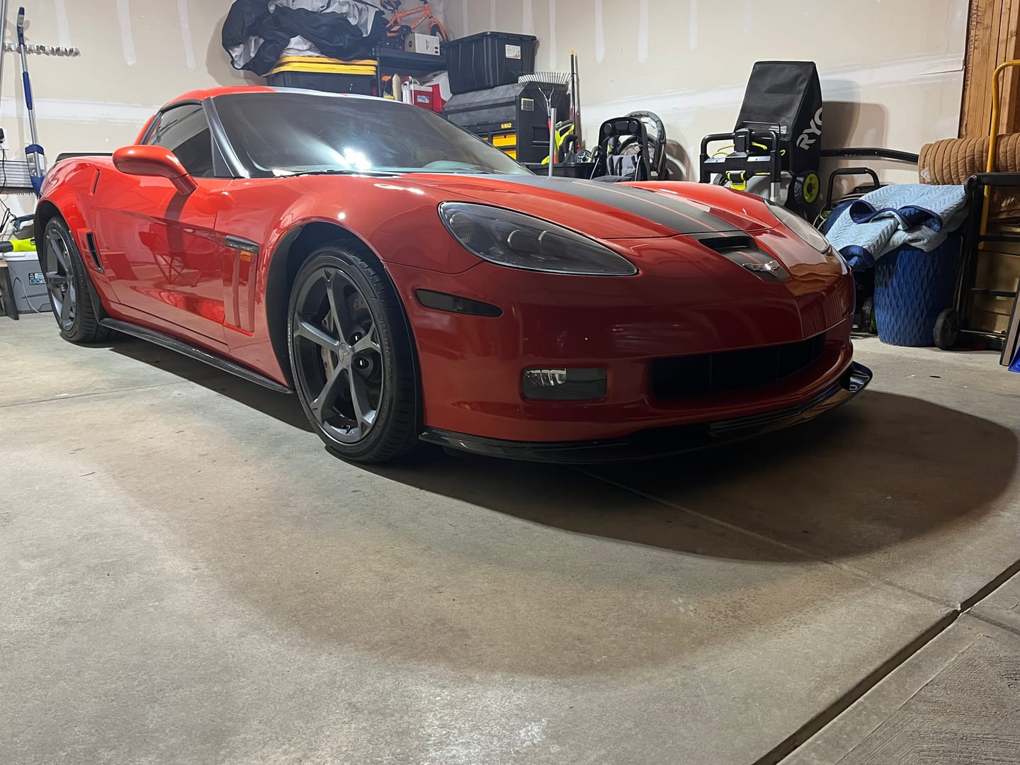 Customer photo review of Corvette C6 Grand Sport / Z06 Front Splitter Lip & Side Skirts Rocker Panels