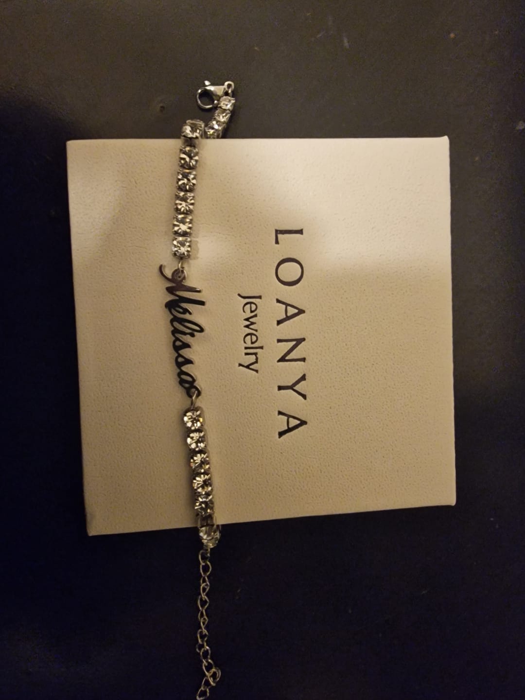 Customer photo review of Bracelet de tennis avec gravure