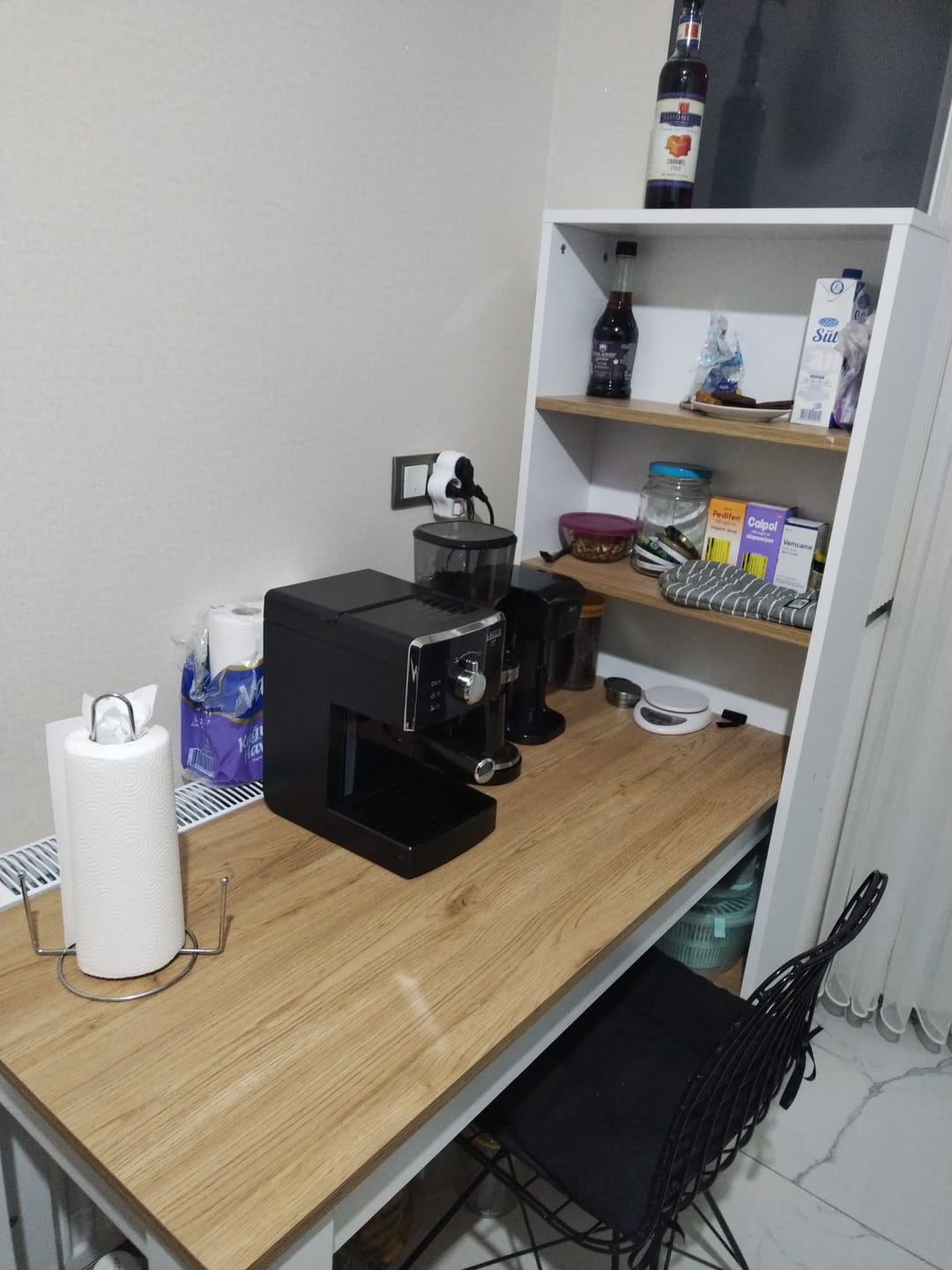 Customer photo review of Rani JA102 Masa Raflı Dekoratif Mutfak Yemek Masası Sepet Ceviz - Beyaz