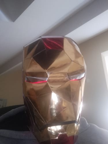 Customer photo review of Patrons Casque d'Iron Man (pdf)