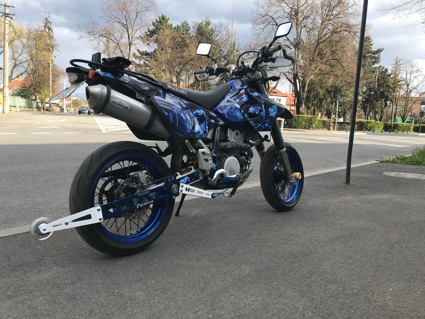 Customer photo review of ABS Wheelie Bar3