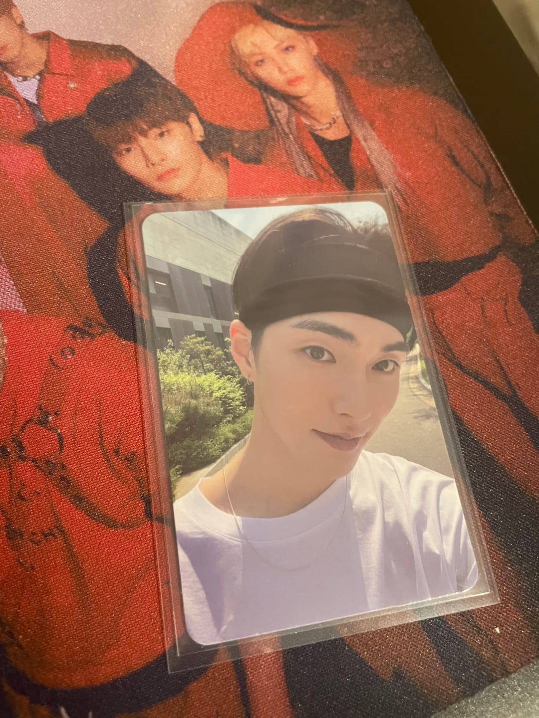 Customer photo review of PREMIUM PHOTOCARD SLEEVES - PINK VERSION (61x91MM)